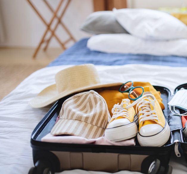 The Ultimate Guide to Packing Light for a Family Vacation: Tame the Chaos, Conquer the Carry-On!